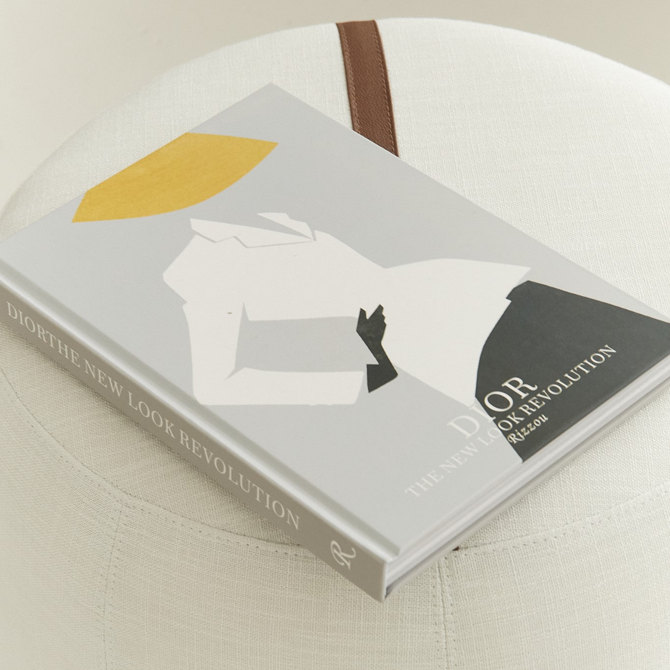 Libro decorativo Dior